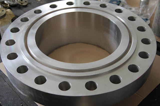 Gia công mặt bích inoxe